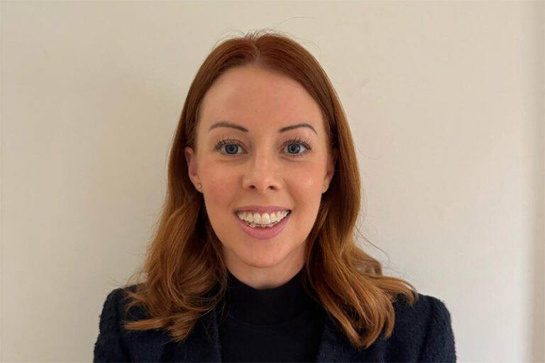 Caroline Smith profile