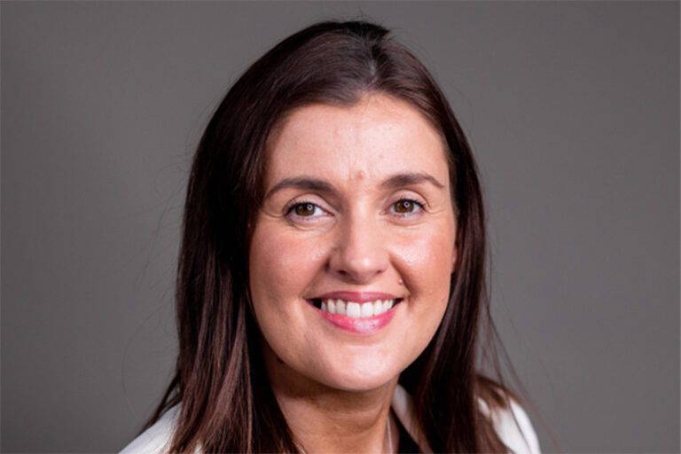 Joanna Solanki close up